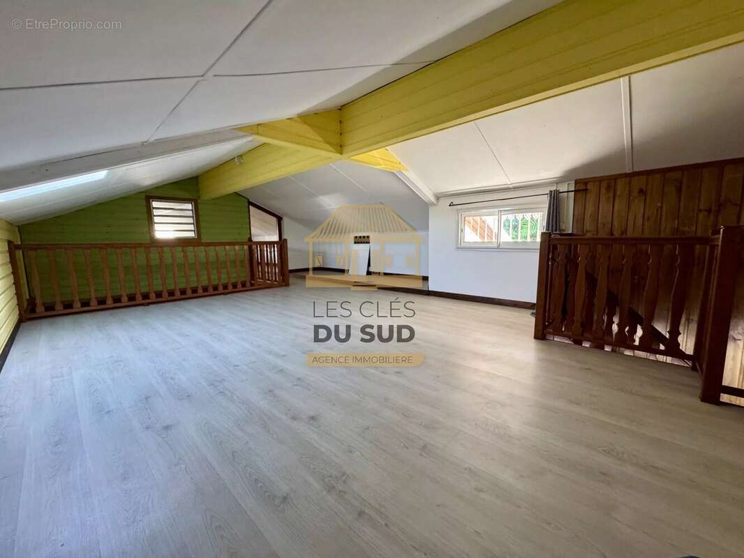 Maison familiale de 4 chambres avec garage fermé - photo 16