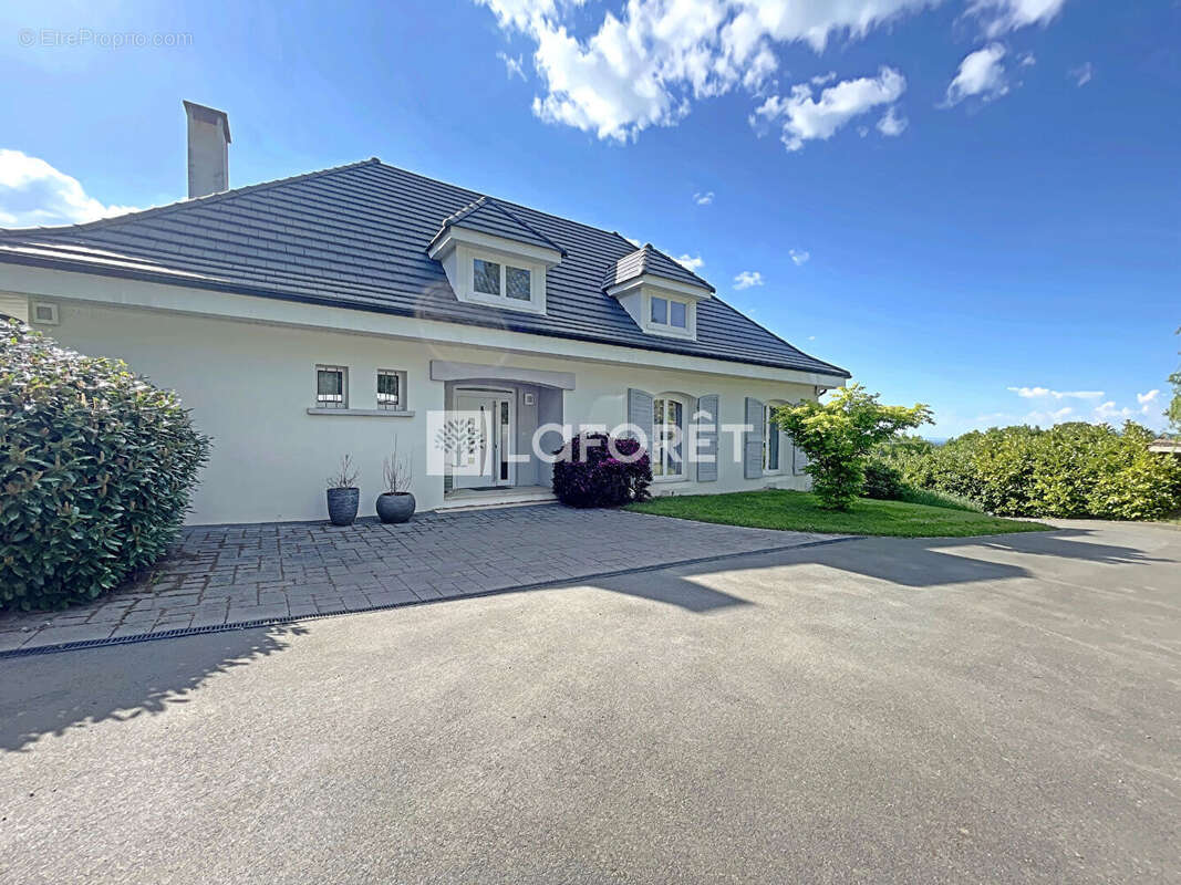 Maison à LA FOUILLOUSE