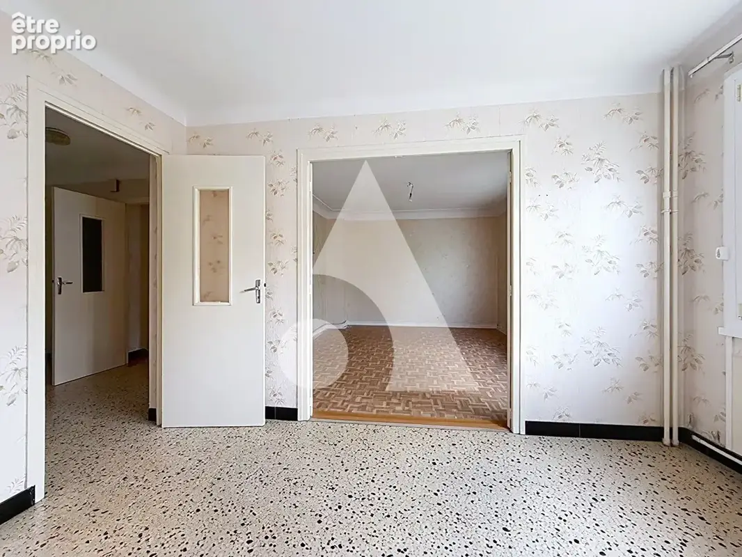 Frouard  - Maison 120 m² avec Jardin, Terrasse et Garage - photo 5