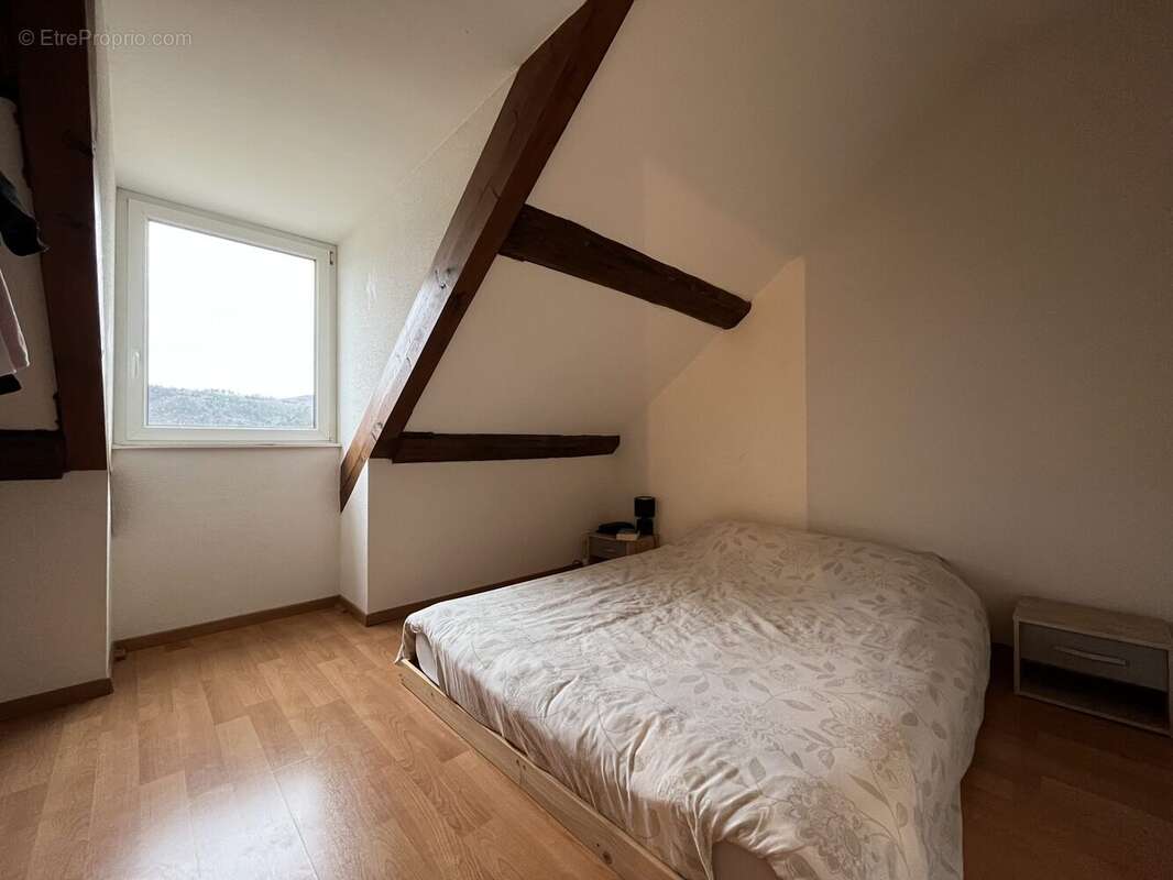 Appartement à VELARS-SUR-OUCHE