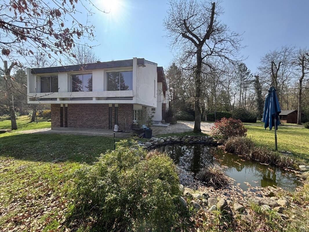 Maison à MILLY-LA-FORET