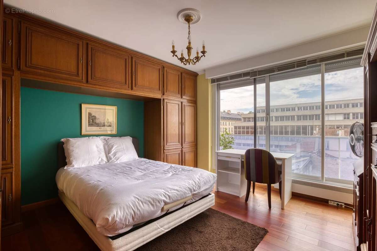 Appartement à VERSAILLES