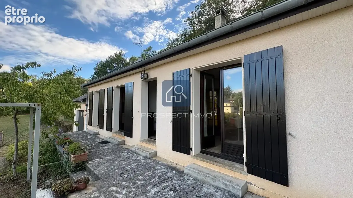 Maison individuelle à rénover sur grand terrain - photo 2