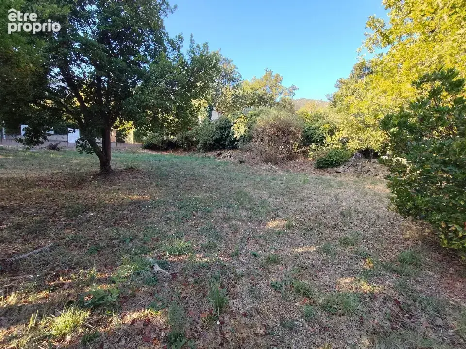 Terrain 981 m² à vendre à La Celle (83170) - photo 2