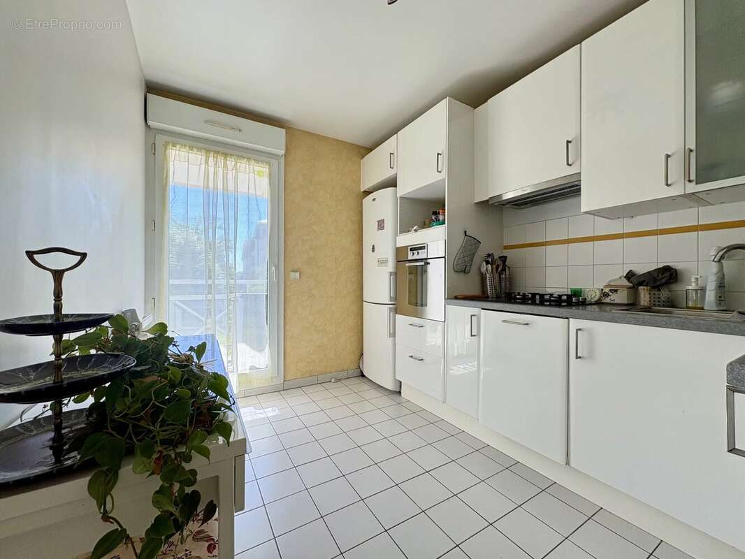 Appartement à LE PLESSIS-TREVISE