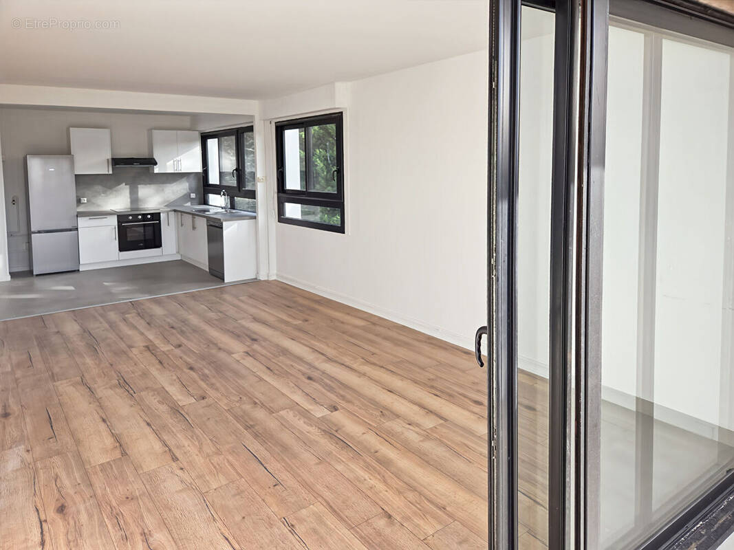 Appartement à VERRIERES-LE-BUISSON