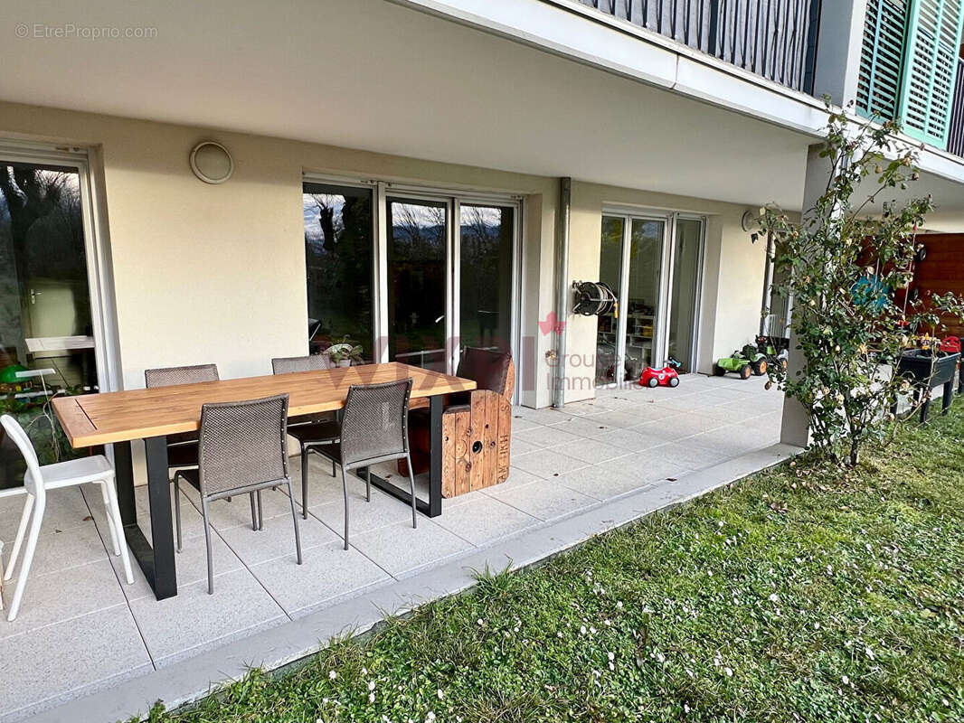 Appartement à SAINT-ISMIER