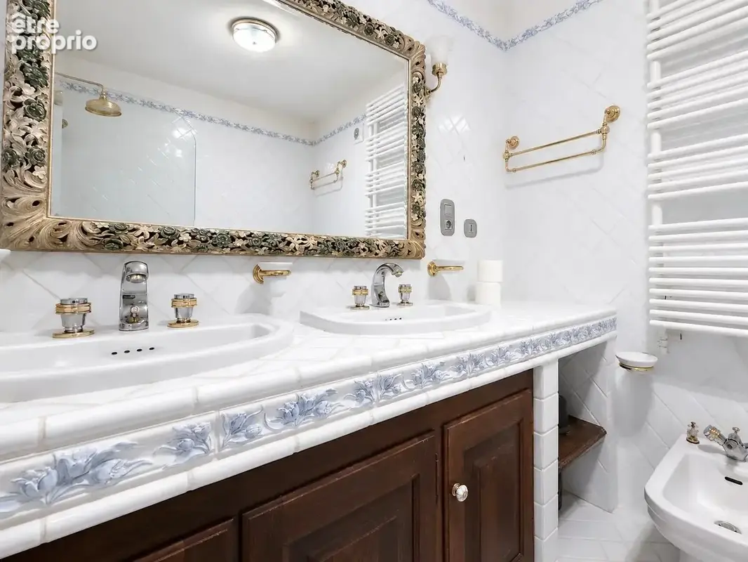 Cannes Croisette – Exceptionnel Appartement de 229 m² face au Port Canto - photo 12