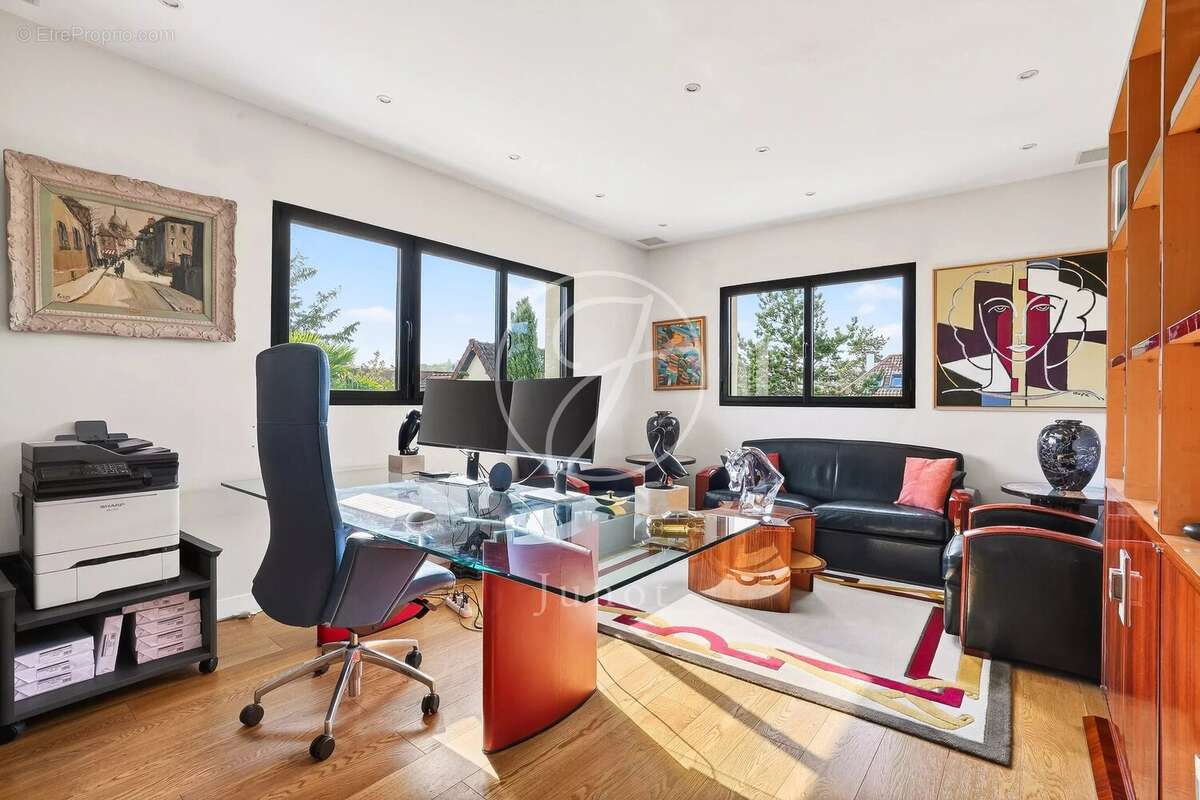 Maison à CROISSY-SUR-SEINE