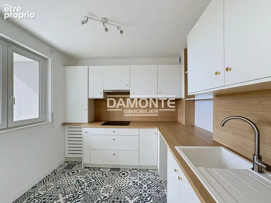 Appartement T2 refait à neuf - lumineux - Spacieux balcon - photo 3