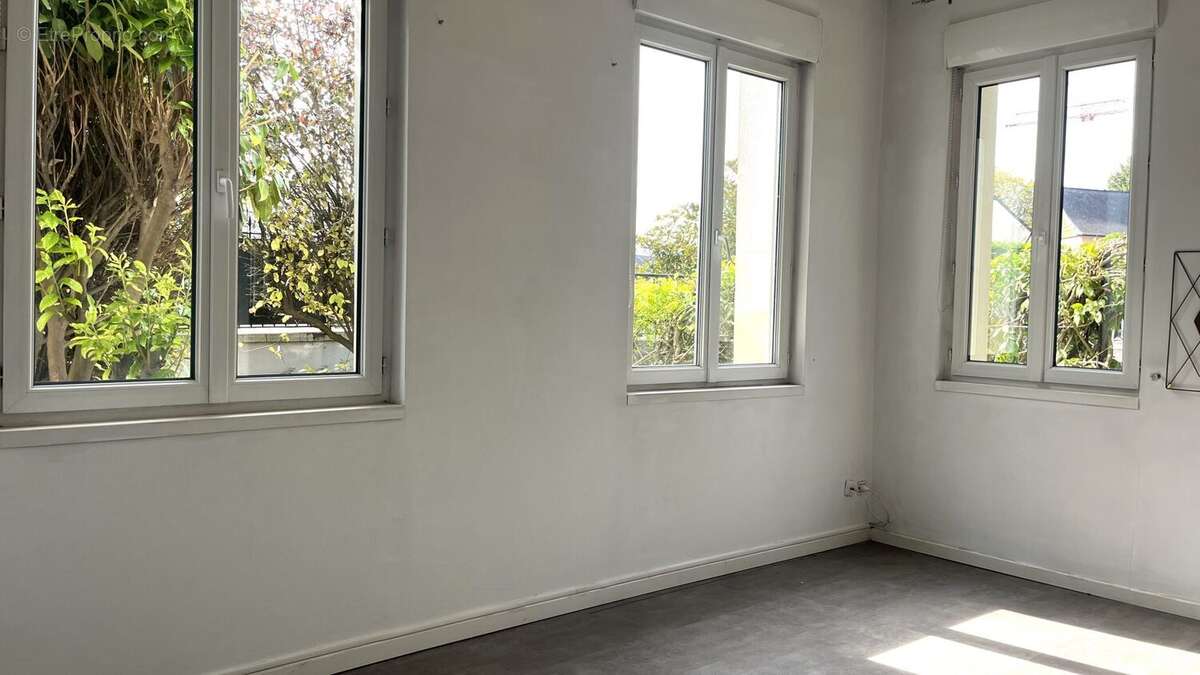 Appartement à MALAUNAY