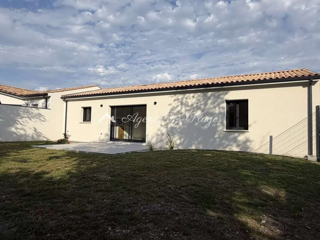 Maison à SEMUSSAC