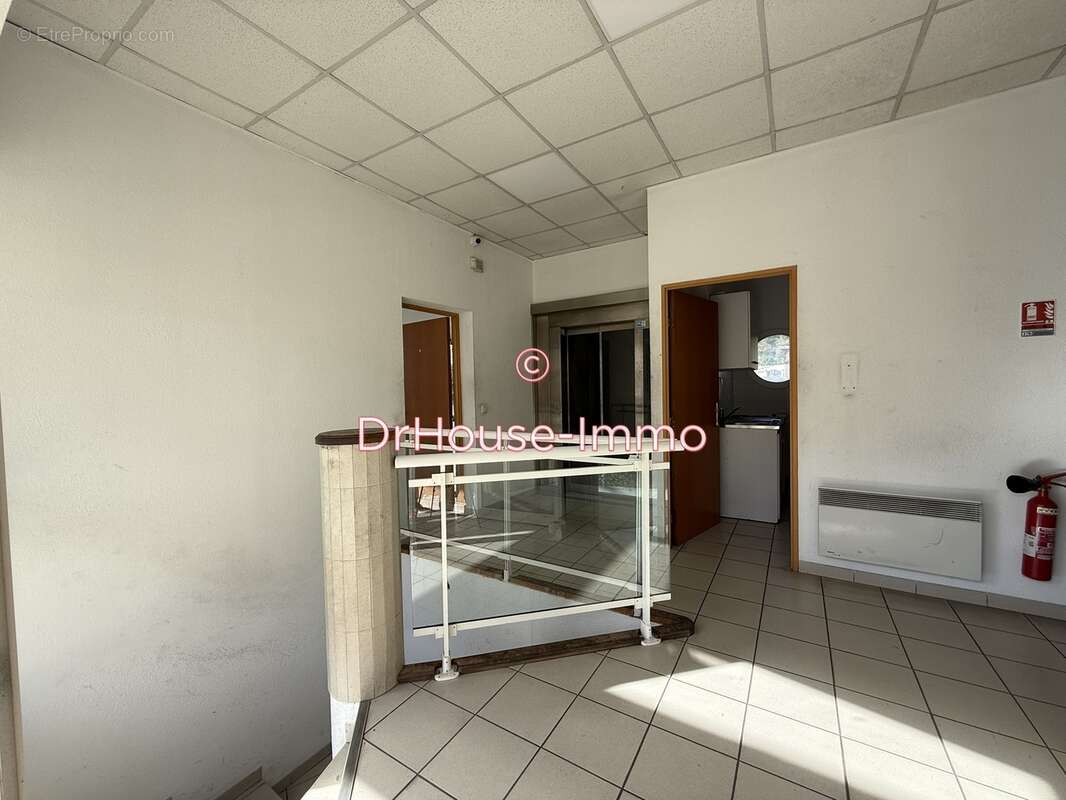 Commerce à MARSEILLE-15E