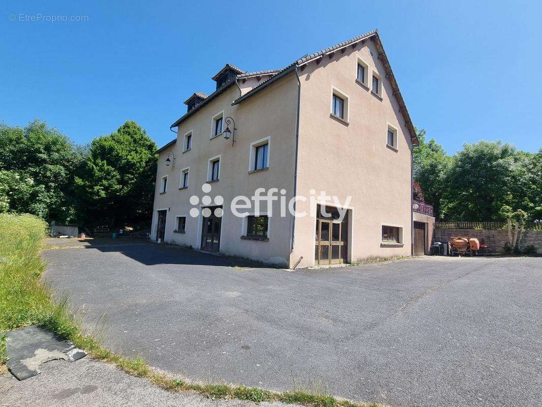Appartement à AUMONT-AUBRAC