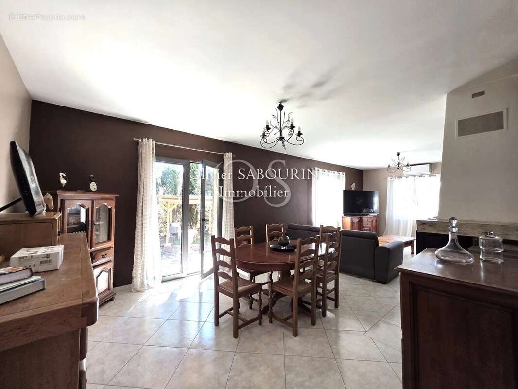 Maison à PUGET-SUR-ARGENS