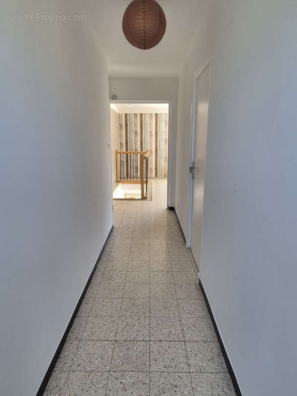 Maison familiale T8 secteur calme - photo 21