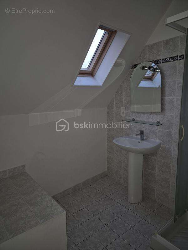 Maison à POILLY-LEZ-GIEN