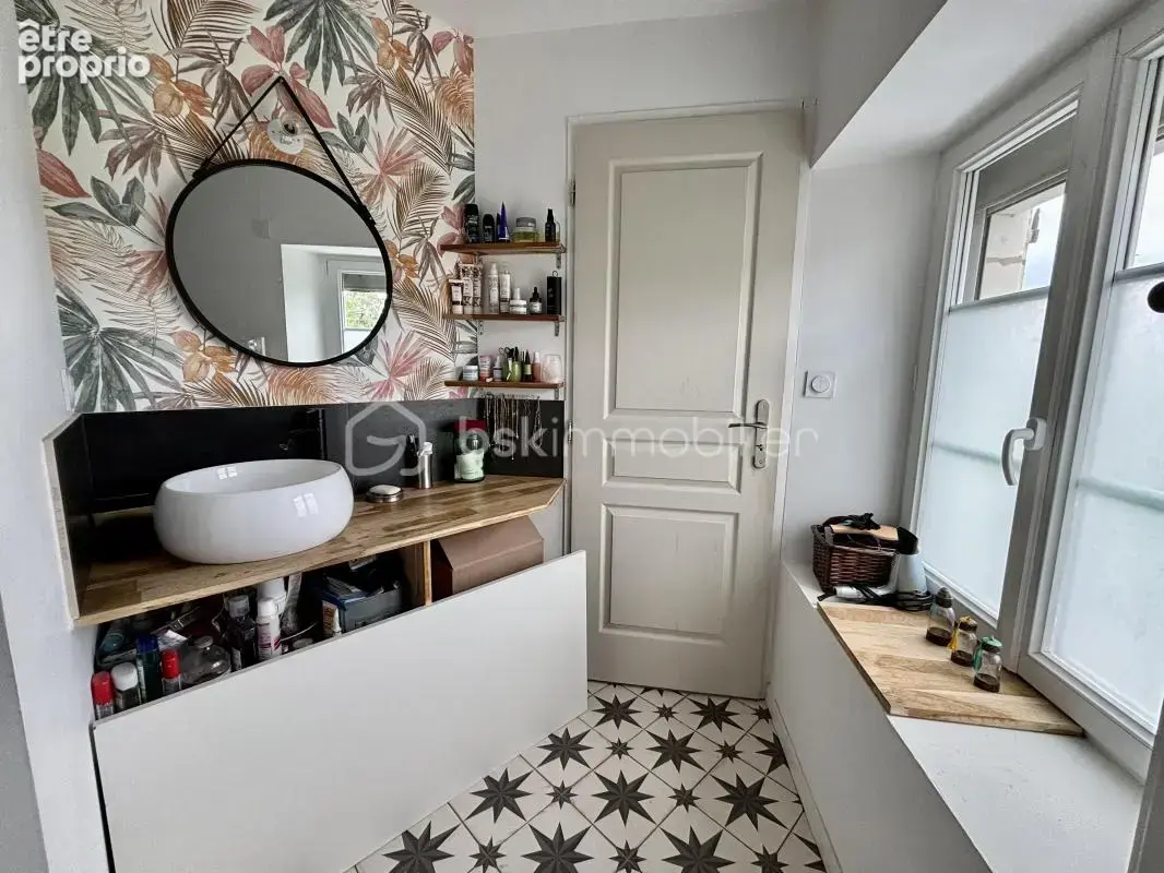 Maison charmante - plein centre avec dépendance - photo 7
