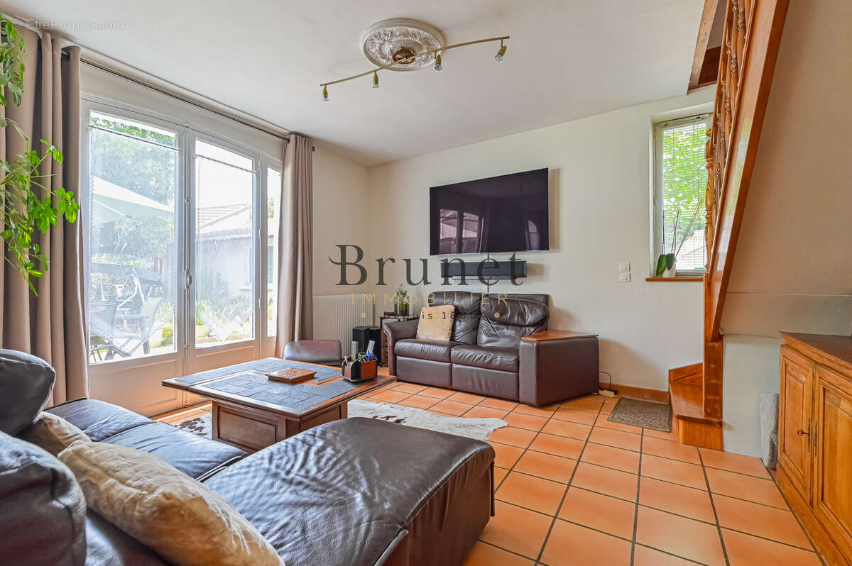 Le Parc, emplacement très recherché pour cette maison avec beaucoup de charme - photo 11