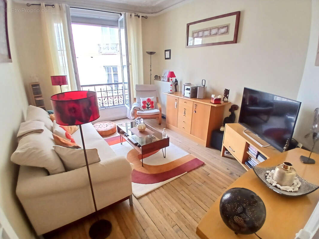 Appartement à PARIS-11E