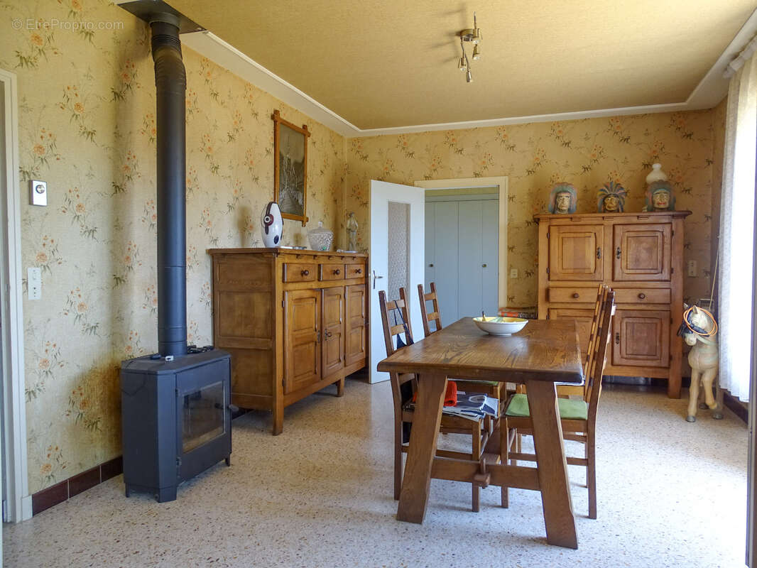Pavillon sur sous-sol à La Chapelle-Montmartin - photo 2