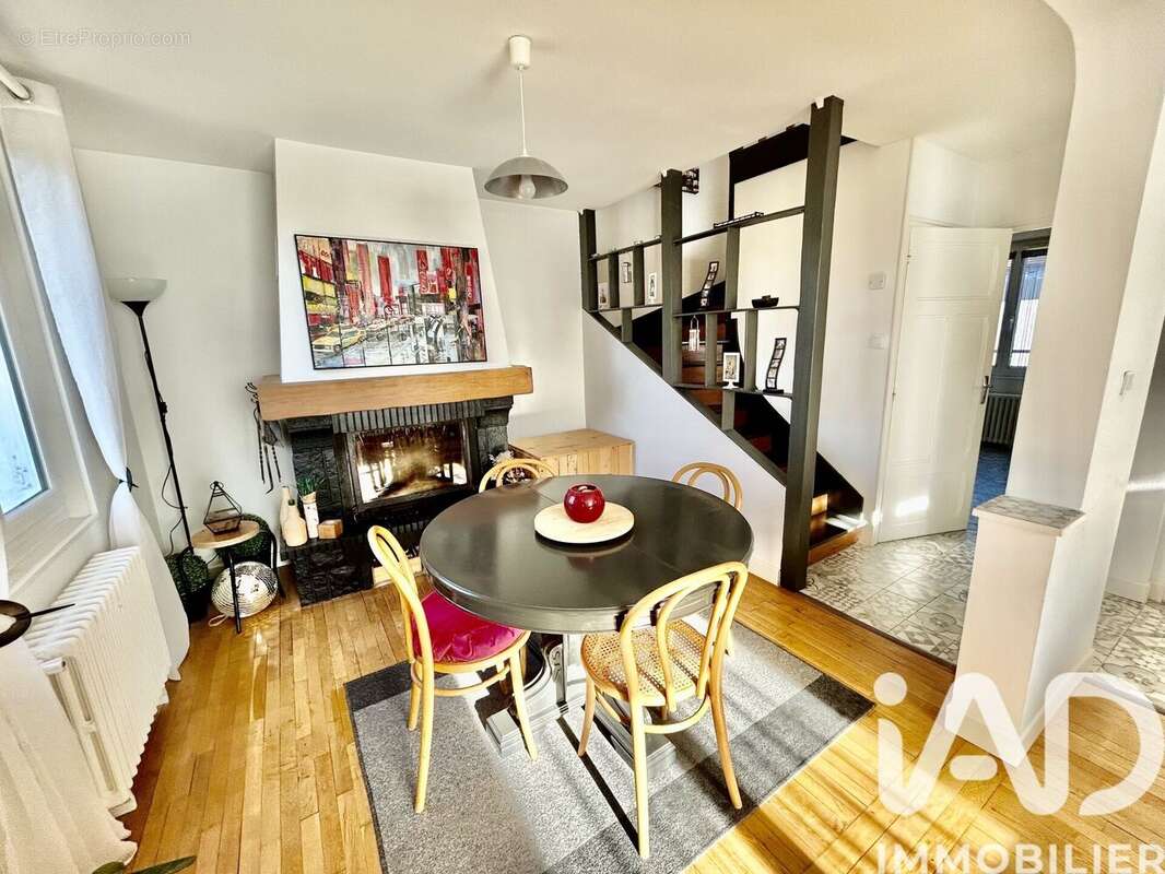 Photo 7 - Maison à URY