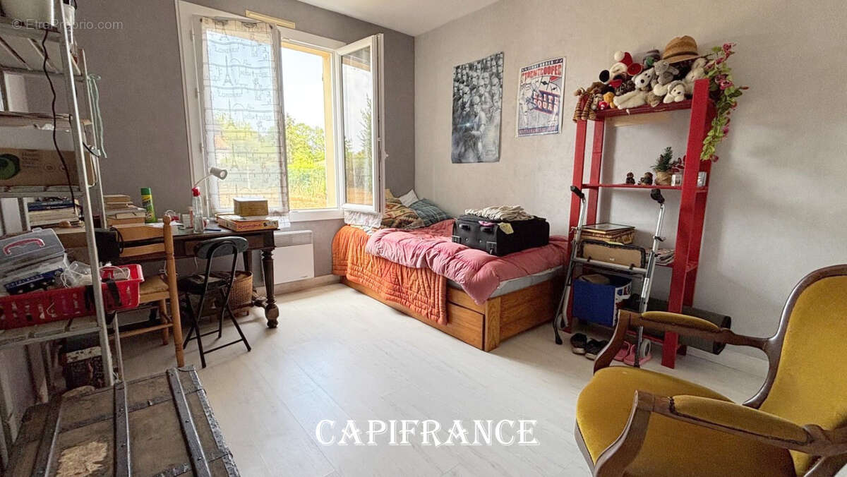 Maison à vendre 4 pièces PORT D'ENVAUX (17) - photo 8