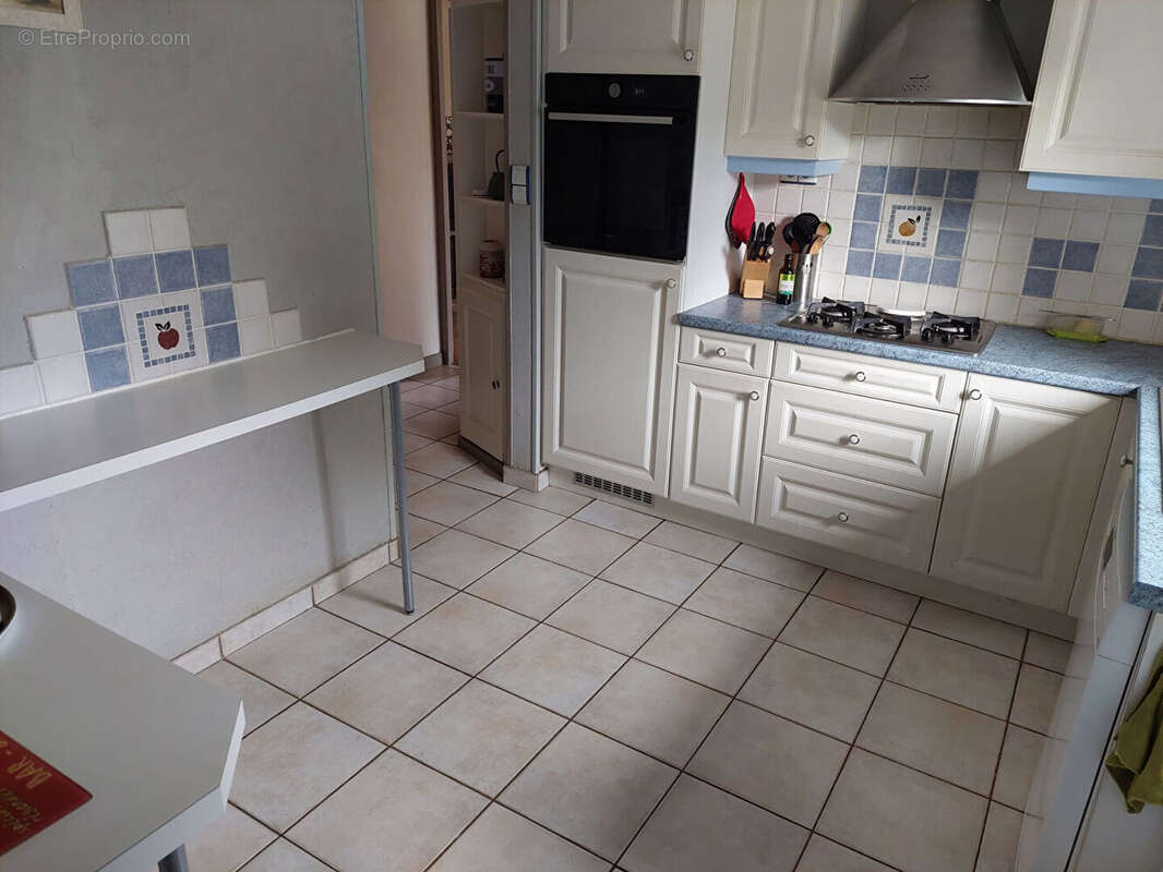 Propriete sur 2828m² a vendre peripherie d'arconnay - photo 6