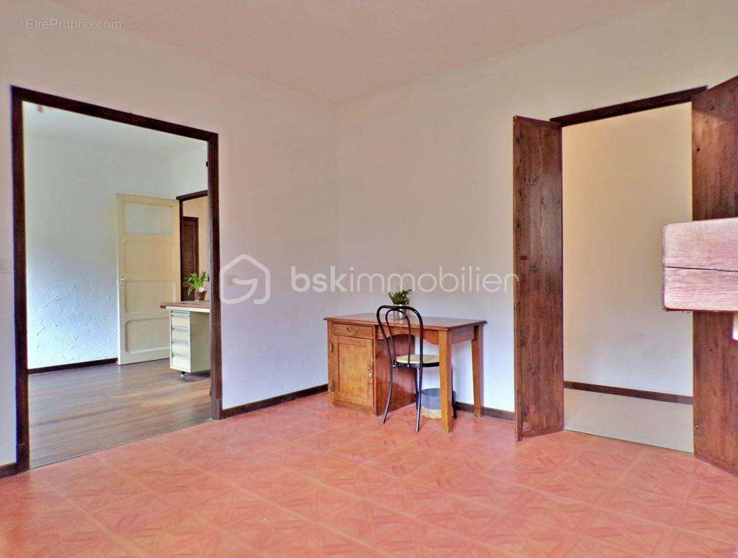 Maison à VERRERIES-DE-MOUSSANS