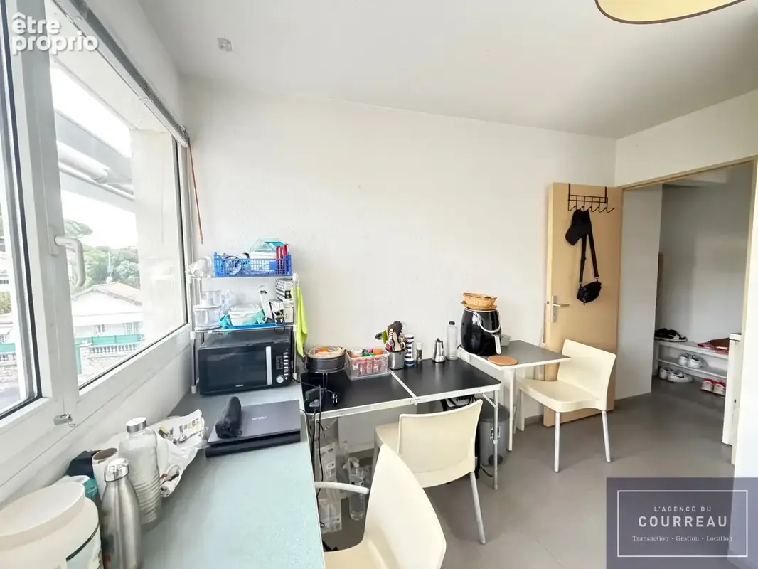 Exclusivité   studio avec parking   dernier étage   idéal investisseur   secteur des arceaux - photo 2