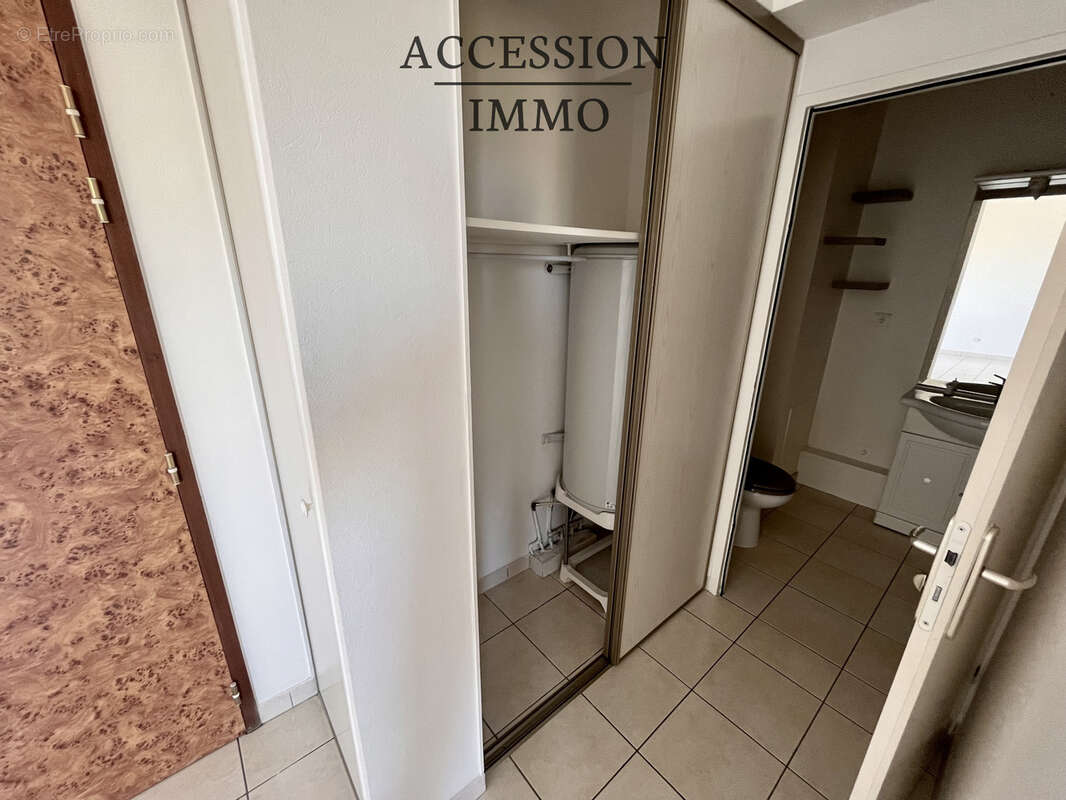 2 pièces avec CHAMBRE Dijon TOISON D'OR 34 m2 au 2ème étage dans Résidence Ravalée avec balcon /Cave + Parking - photo 8