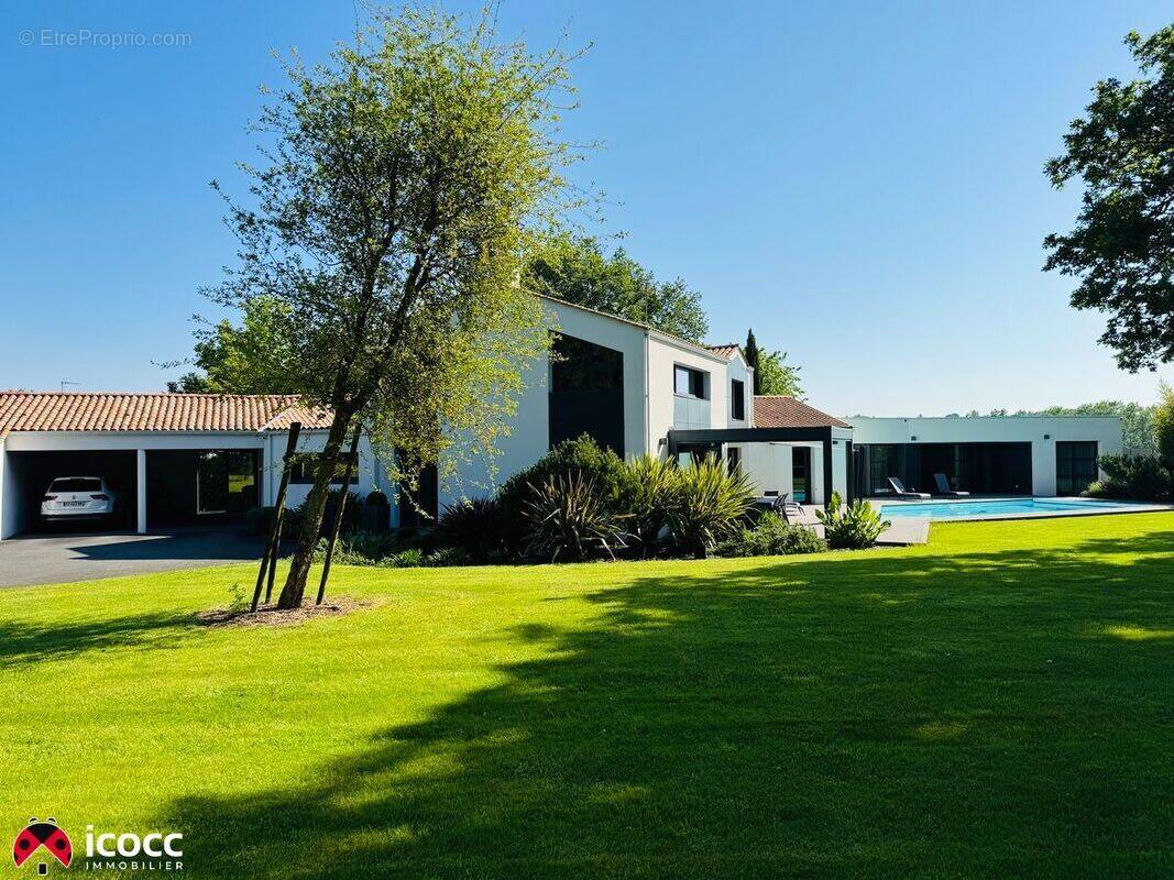 Maison à LA ROCHE-SUR-YON