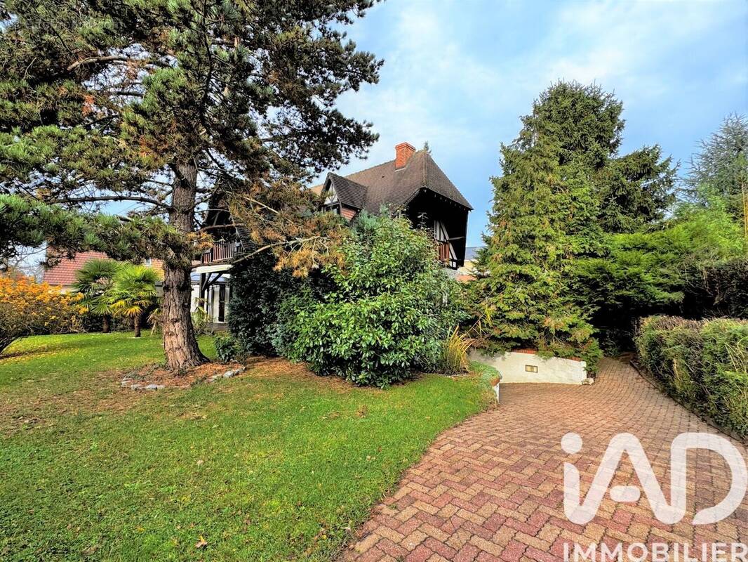 Photo 1 - Maison à LE MESNIL-ESNARD