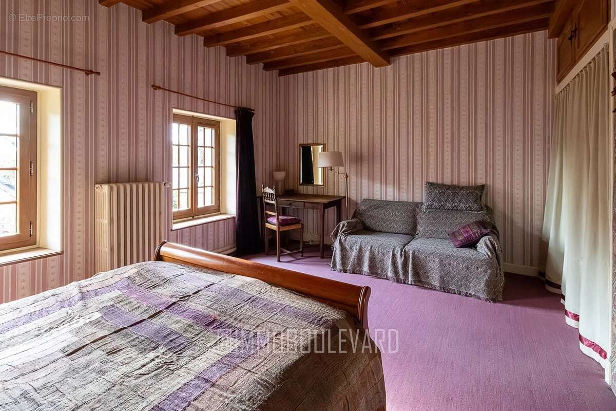 Maison à SAINT-MAURICE-PRES-PIONSAT