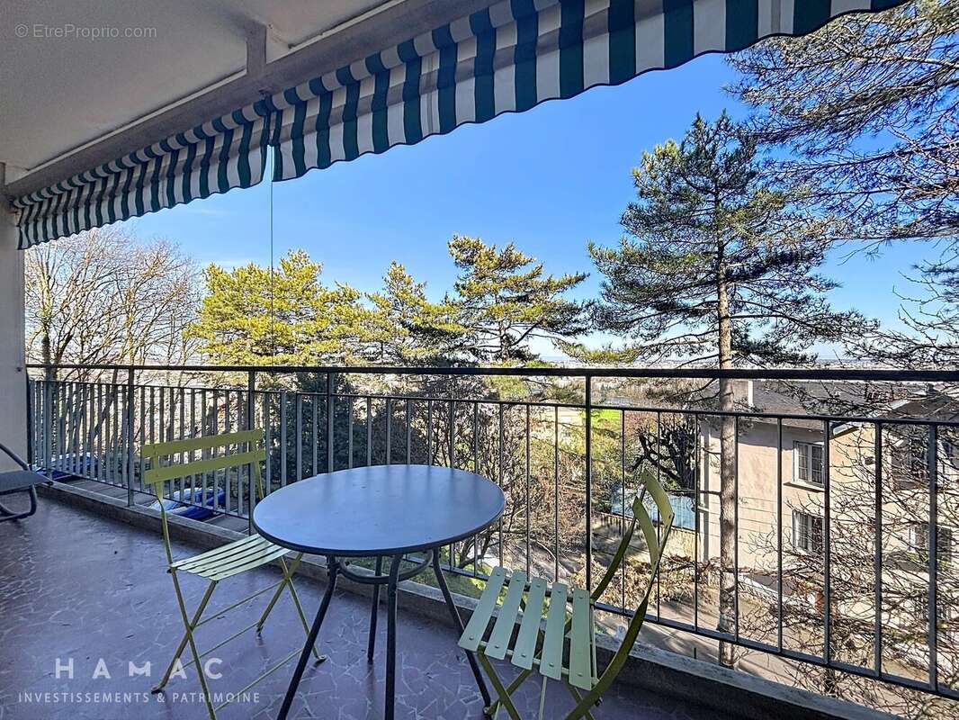 Appartement à SAINTE-FOY-LES-LYON