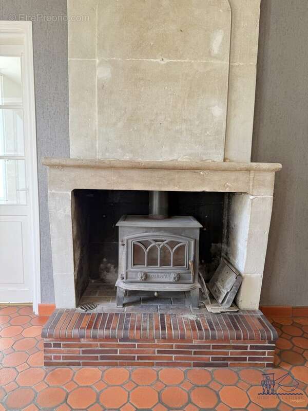 Maison à SAINT-CIERS-DU-TAILLON