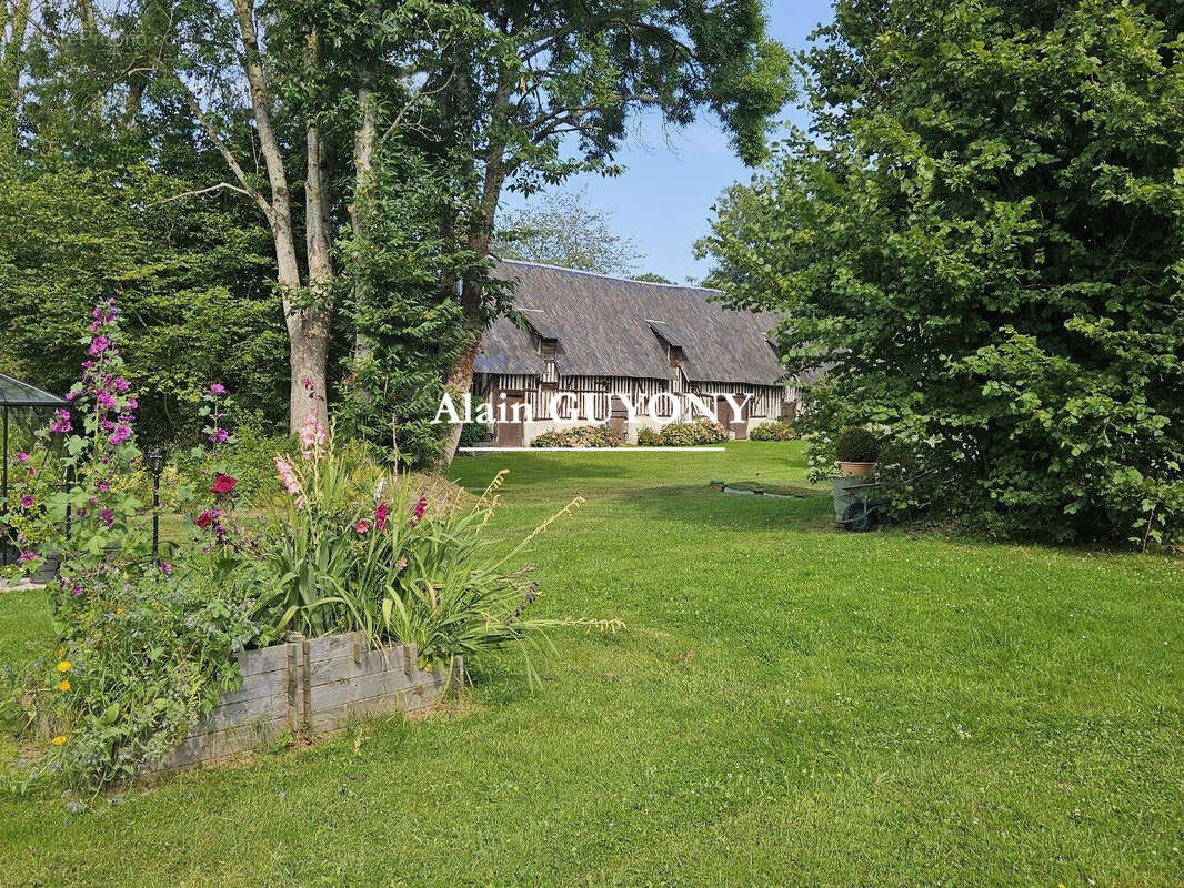 Maison 500 m² à Deauville  - photo 8