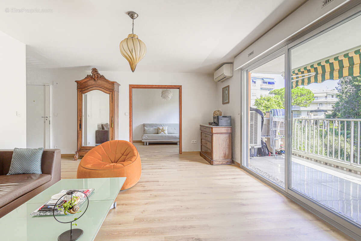 Appartement 83 m² à Nice  - photo 3