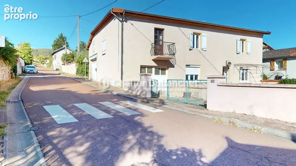 SAINT-HAON-LE-VIEUX (42) - Maison à rafraîchir 119m², fort potentiel - photo 12