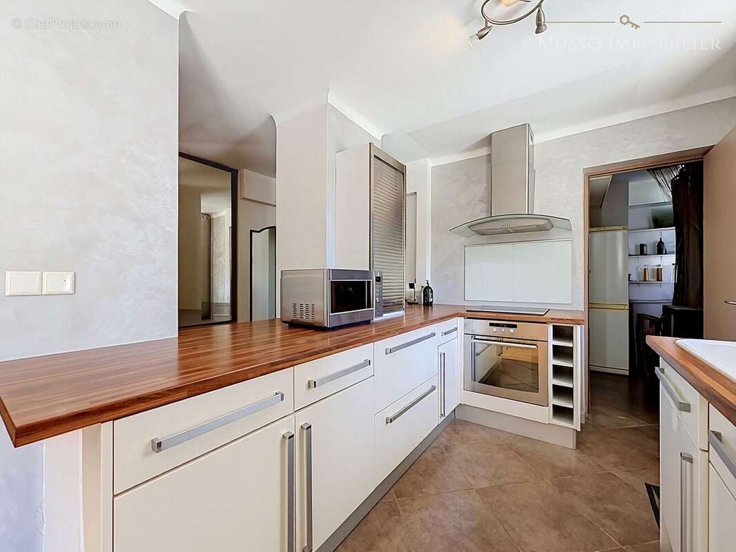 Appartement 54 m² à Marseille-7e  - photo 7