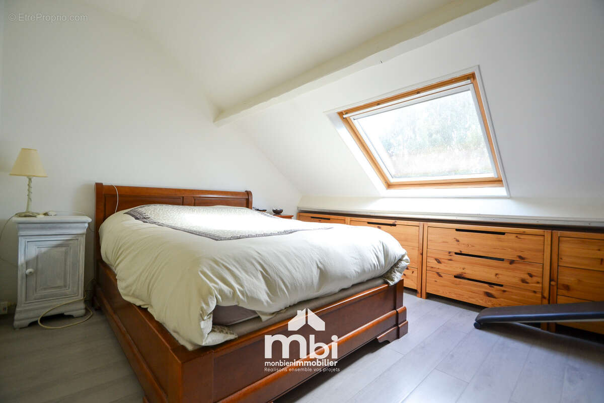 Maison à MARLY-LA-VILLE