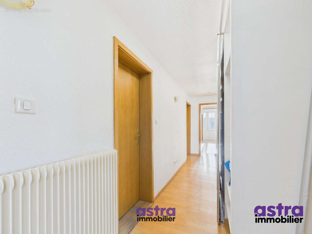 Appartement à MONTREUX-VIEUX