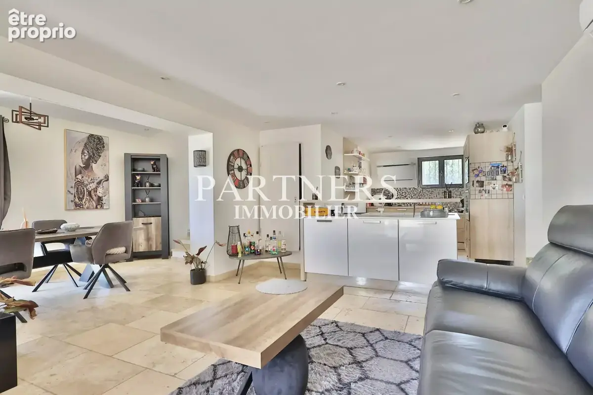Maison 4 pièces 95 m² à vendre à Pertuis (84120) - photo 5