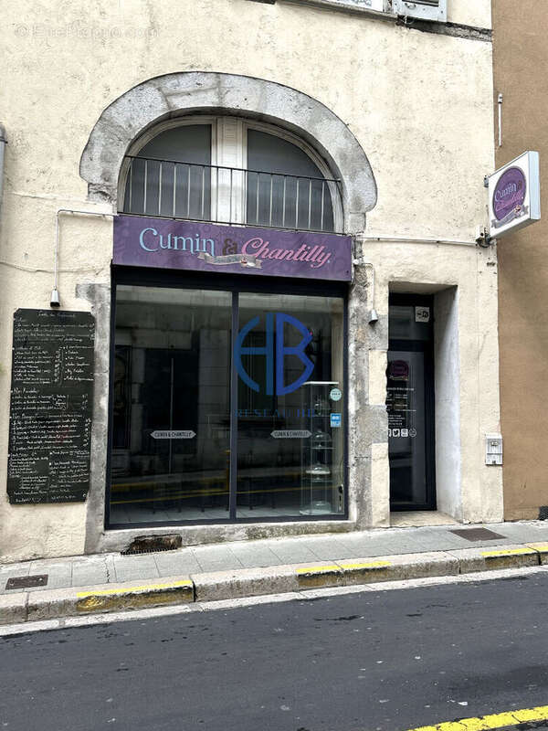 Local commercial Grenoble 76 m2 - photo 4