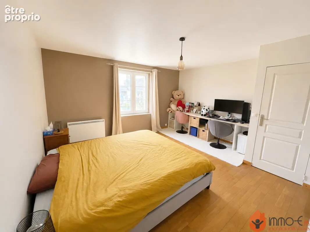 Maison 116 m² à Quincy-Voisins  - photo 7