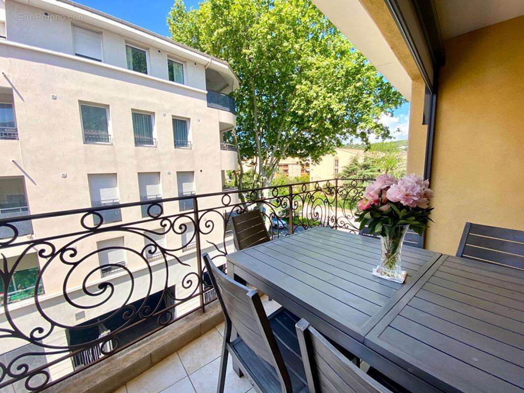 Appartement à SIX-FOURS-LES-PLAGES