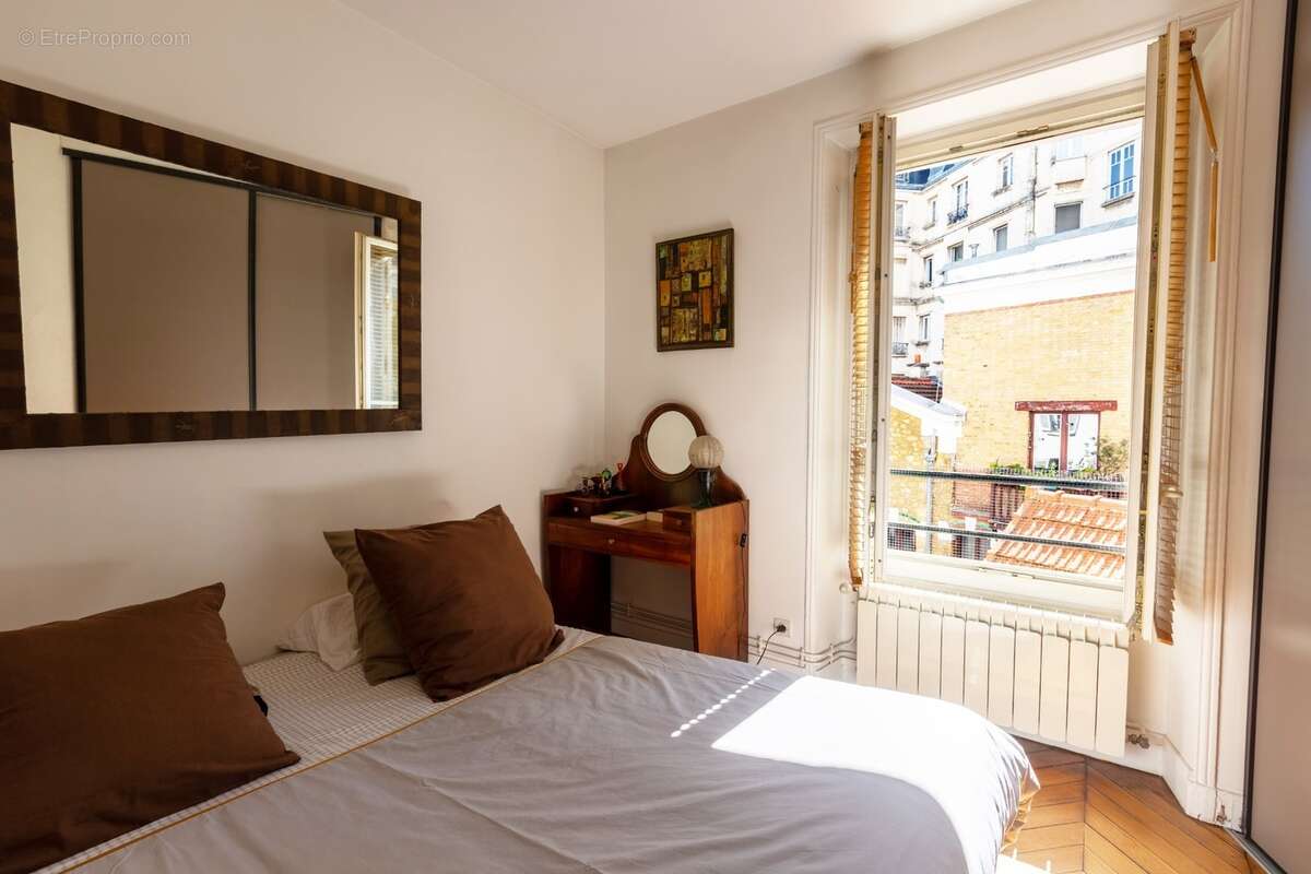Appartement à vendre 6 pièces PARIS 18EME ARRONDISSEMENT (75) - photo 18