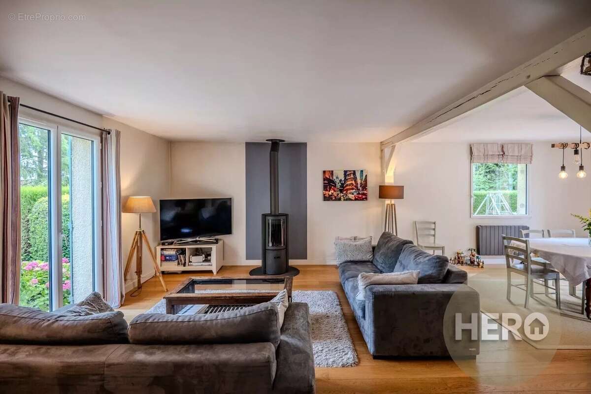 Maison à MONTFORT-L&#039;AMAURY