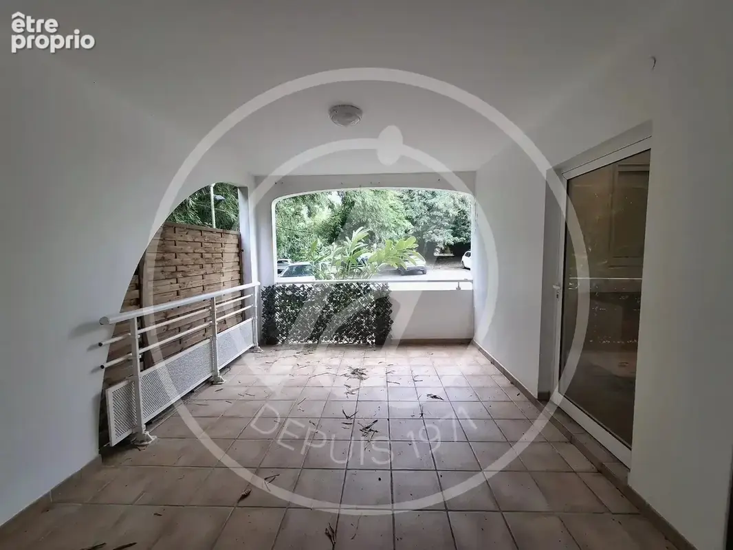 A vendre 225 000€ - appartement 3 pieces de 80m² - baie mahault * - photo 7