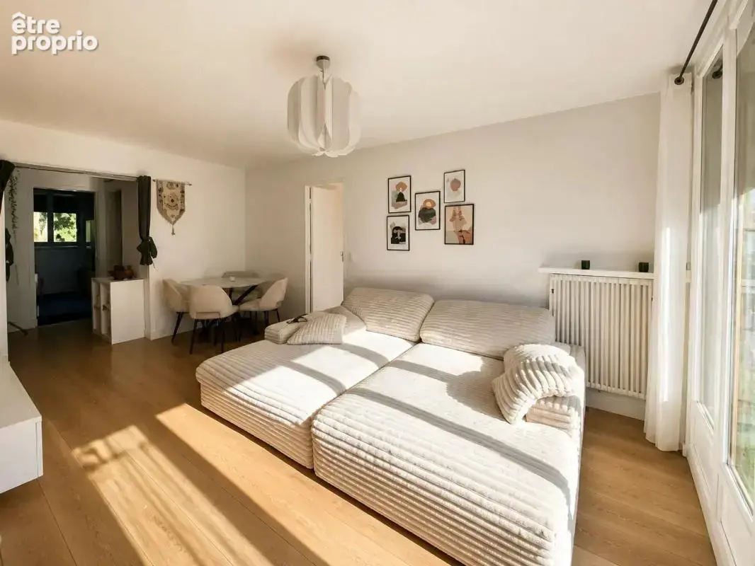 Appartement de 3 pièces de 73 m² à Le Thillay - photo 4